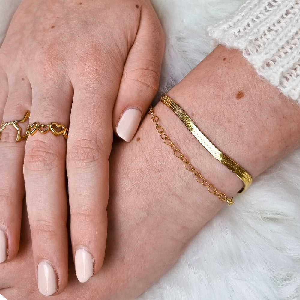 Armband, Hartjes schakel